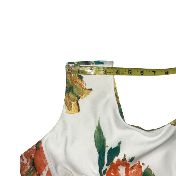 Floral Sleeveless Dress in White and Yellow - Picture 13 of 15